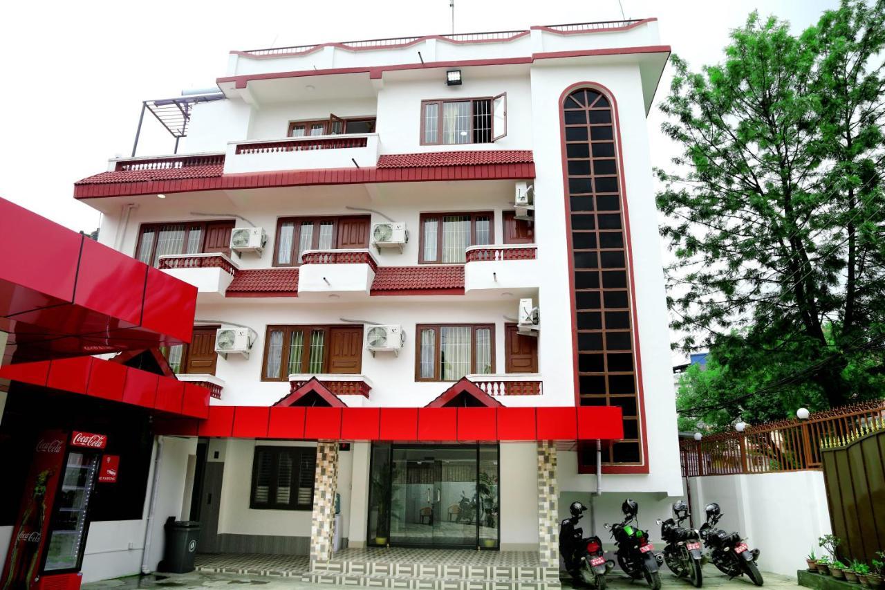 Oyo 104 Hotel Baltic Inn Kathmandu Exterior photo