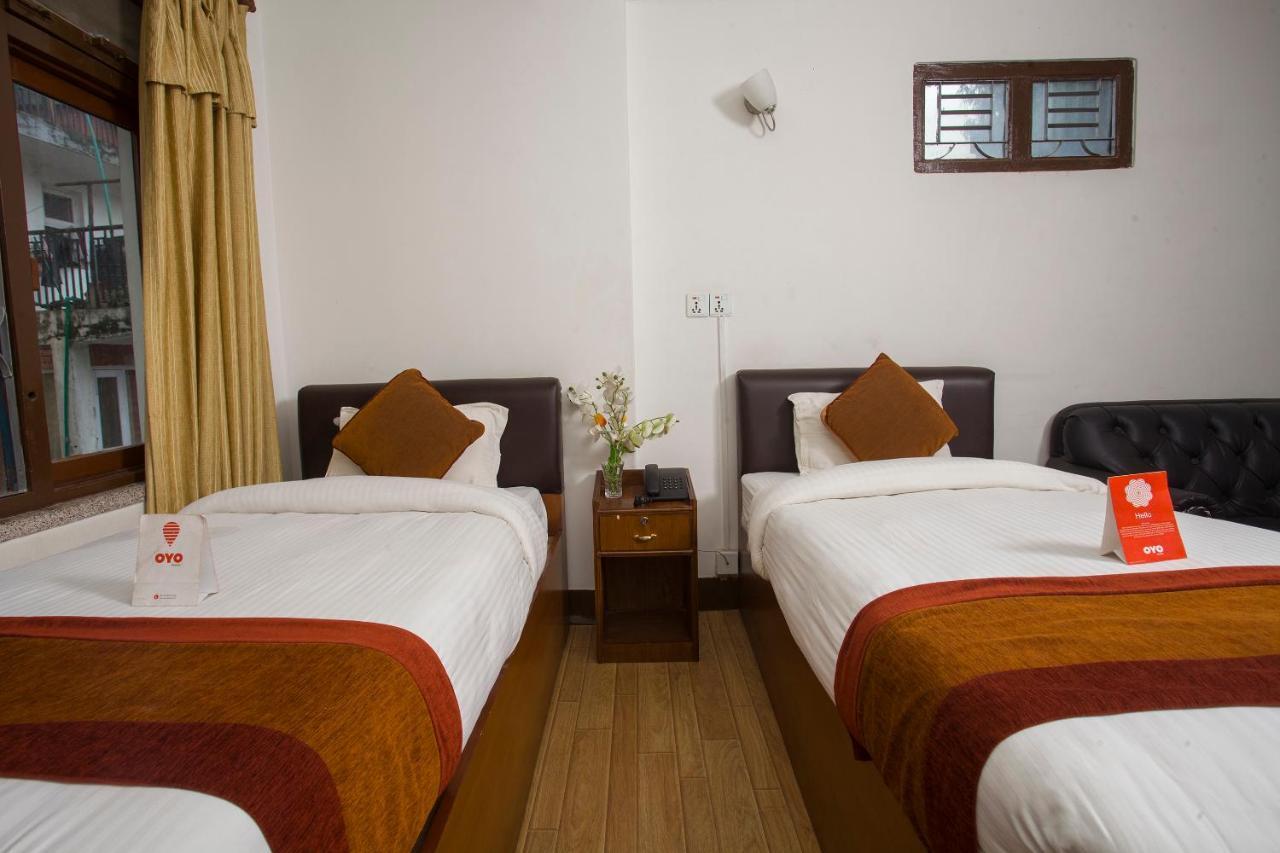 Oyo 104 Hotel Baltic Inn Kathmandu Exterior photo